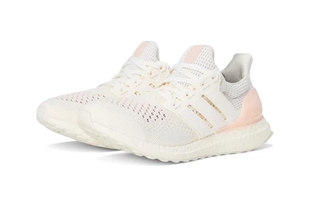 Женские кроссовки Adidas Ultraboost 1.0, белые