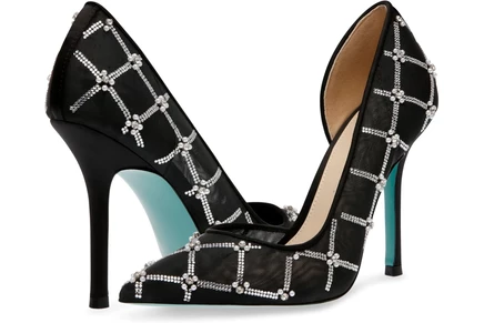 Blue by Betsey Johnson Cruze black