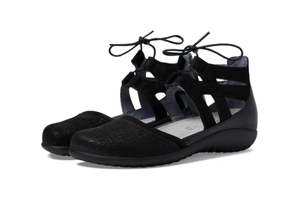 Naot Kata black crackle leather/black velvet nubuck/black raven leather