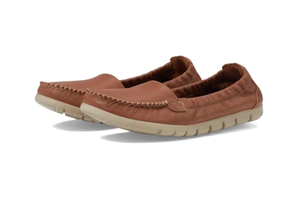 SAS Sunny Elasticized Comfort Loafer pecan brown
