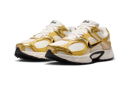 sail/black/buff gold/saturn gold
