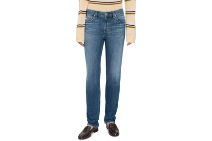 Джинсы AG Jeans Sandra Low Rise Slim Straight in 10 Years Illiad