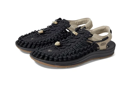 black/plaza taupe