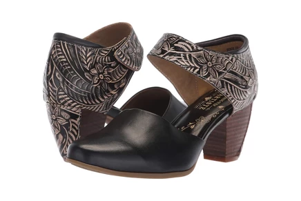 LArtiste by Spring Step Toolie black