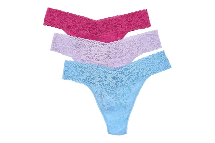 Hanky Panky Signature Lace Low Rise Thong 3-Pack partly cloudy blue/cool lavender purple/dragon fruit pink