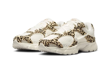 Nike V5 RNR sail/sail/hemp