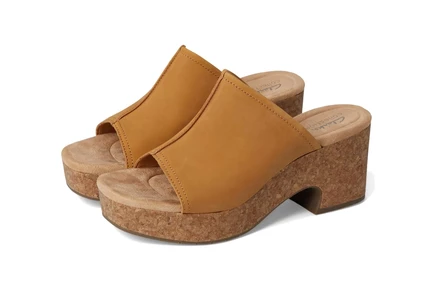 Clarks Nerisa Vine light tan nubuck