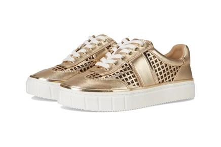 Кроссовки Vince Camuto Raiden Cut-out Platform Sneakers