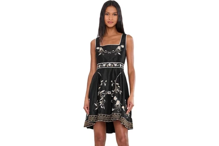 Платье Adrianna Papell Embroidered Short Dress