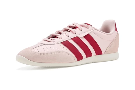 Женские кроссовки adidas Barreda Low, песочно-розовые