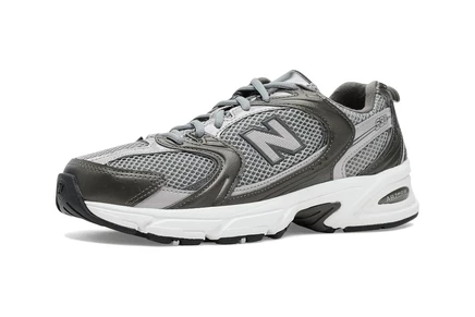 Кроссовки New Balance Classics 530, черно‑металлик/бежевые