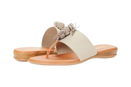 Сандалии Andre Assous Novalee Featherweight Sandal