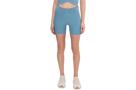 Шорты Beyond Yoga Impulse Ribbed V-Waist Biker Shorts