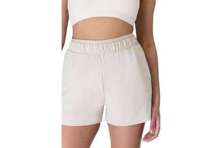 Шорты Sweaty Betty Explorer Elevated 3