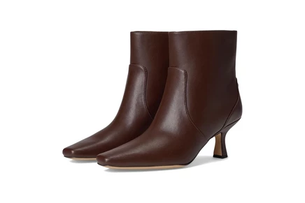 Ботинки COACH Sculpted C Kitten Heel Bootie