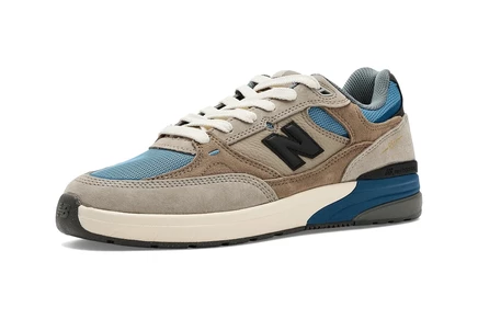 Кроссовки New Balance Numeric 933 Andrew Reynolds, коричневые