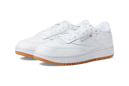 Женские кроссовки Reebok Lifestyle Club C Double, белые с коричневой подошвой