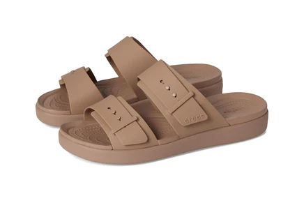 Сандалии Crocs Brooklyn Buckle Low