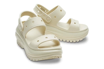 Crocs Classic Mega Crush Sandal bone