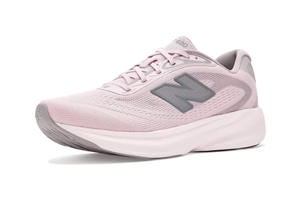 Женские кроссовки New Balance Fresh Foam 680 V9, розово-бежевые