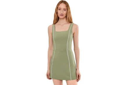 Платье TravisMathew Moveknit Sleeveless Dress