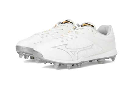 Женские бутсы Mizuno Pro FP Low TPU, бело-серебристые