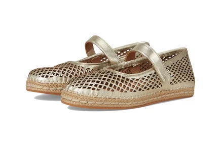 Gentle Souls by Kenneth Cole Sienna soft gold leather