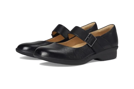 Dansko Collette black burnished nubuck