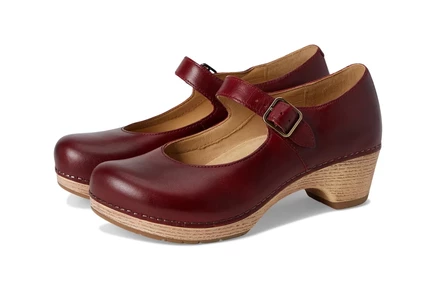 Dansko Lilah red waxy burnished