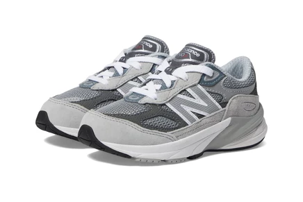 Кроссовки для малышей New Balance 990V6, серо-серебристые