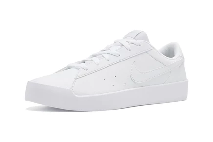 Шиповки Nike Court Heritage