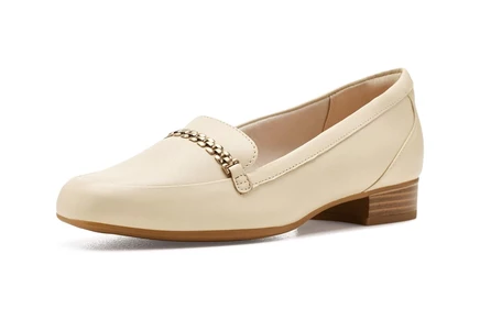 Женские лоферы Clarks Juliet Mia кожаные, кремовые