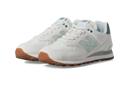 Женские кроссовки New Balance Classics WL574 sea salt/new spruce