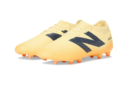Бутсы New Balance Tekela Magique FG V4, песочно-оранжевые