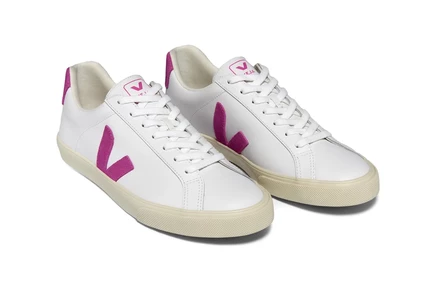 extra white/ultraviolet