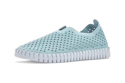 ash blue
