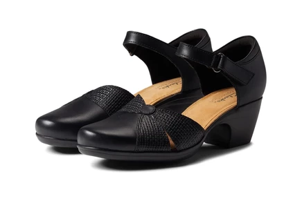 Clarks Emily Rae black leather