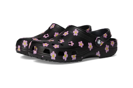 Унисекс сабо Crocs Classic Clog, черные с цветочным принтом