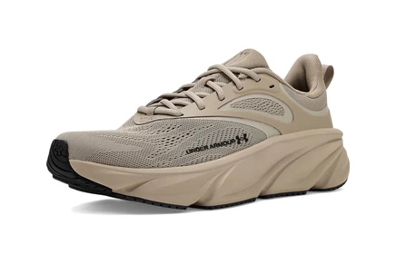 Under Armour Charged Rogue 6 city khaki/khaki base/black