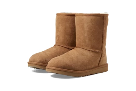 Ботинки UGG Kids Classic II (Little Kid/Big Kid) chestnut