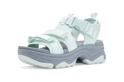 Женские босоножки Teva Hurricane Gaila платформа, бело-голубые