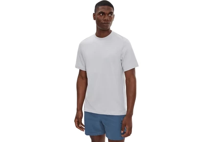 Футболка Nike Primary Dri-FIT Short Sleeve Versatile Top
