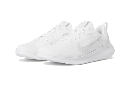 Женские кроссовки Nike Flex Experience Run 12 white/pure platinum