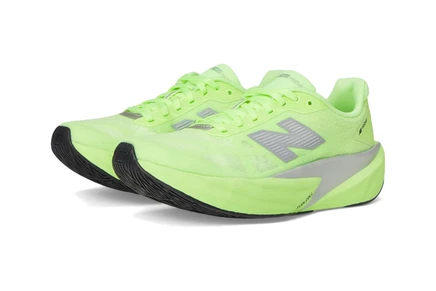 Женские кроссовки New Balance FuelCell Rebel v5 lab green/silver metallic/white