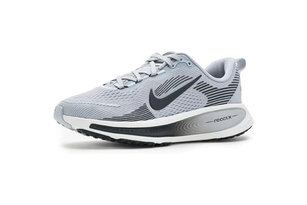 Детские кроссовки Nike Vomero 18, серые/антрацит/платина