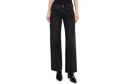 Джинсы Levis Womens Superlow Loose