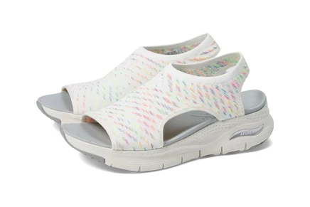 Сандалии SKECHERS Arch Fit - Catchy Wave