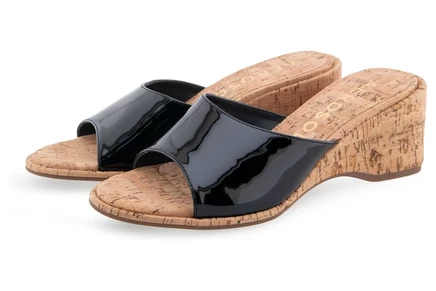 Aerosoles New Year black patent pu