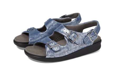 silver/blue