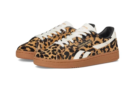 Женские кроссовки Reebok Lifestyle Club C Grounds UK cheetah/cheetah/chalk